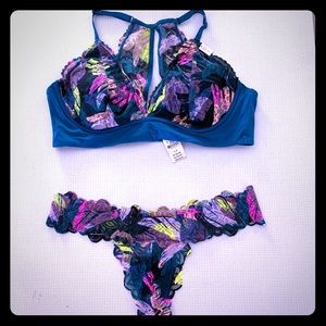 Victoria’s Secret Pink Color Splash Bralette Set